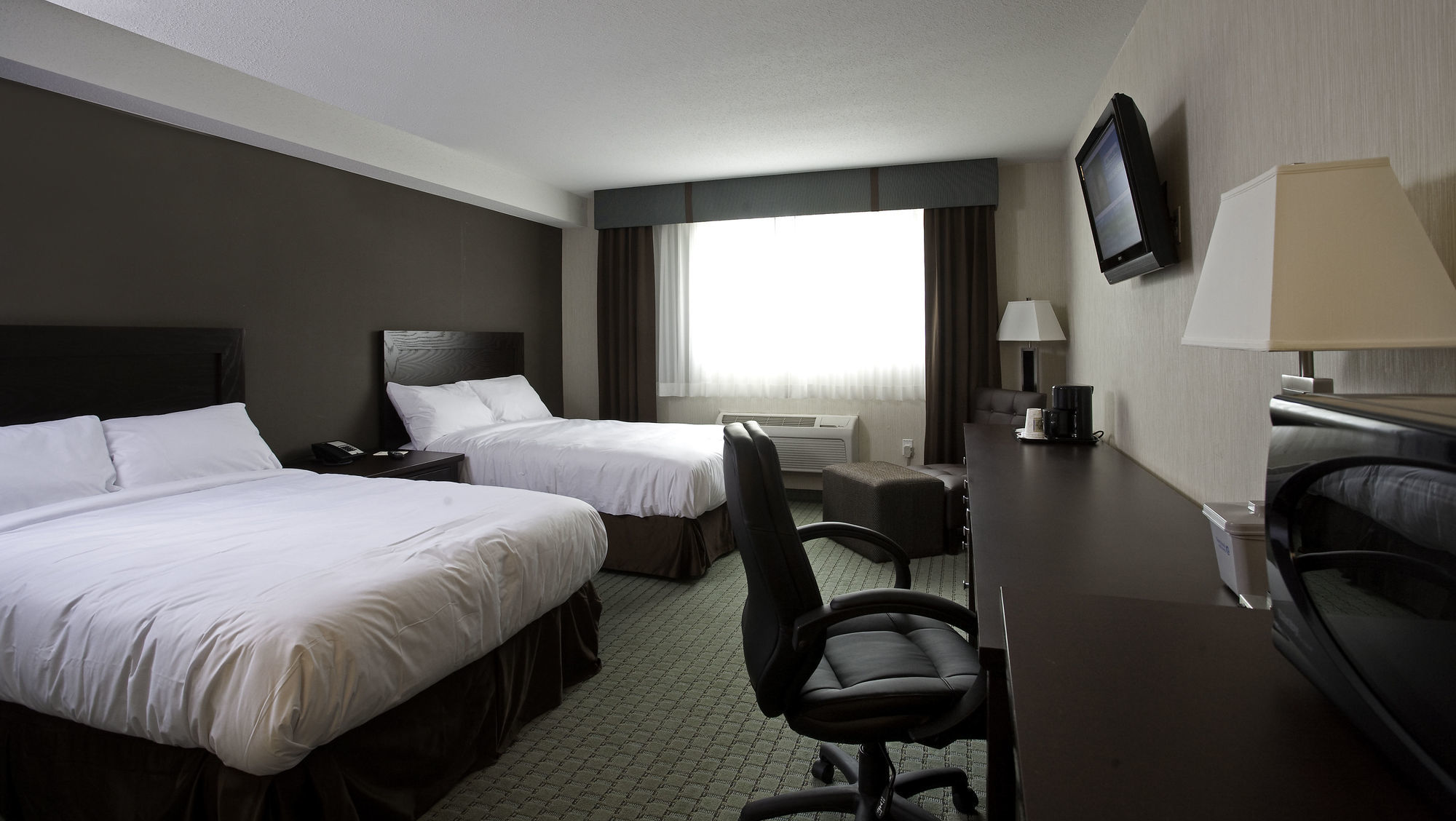Coast Lethbridge Hotel & Conference Centre Exterior foto